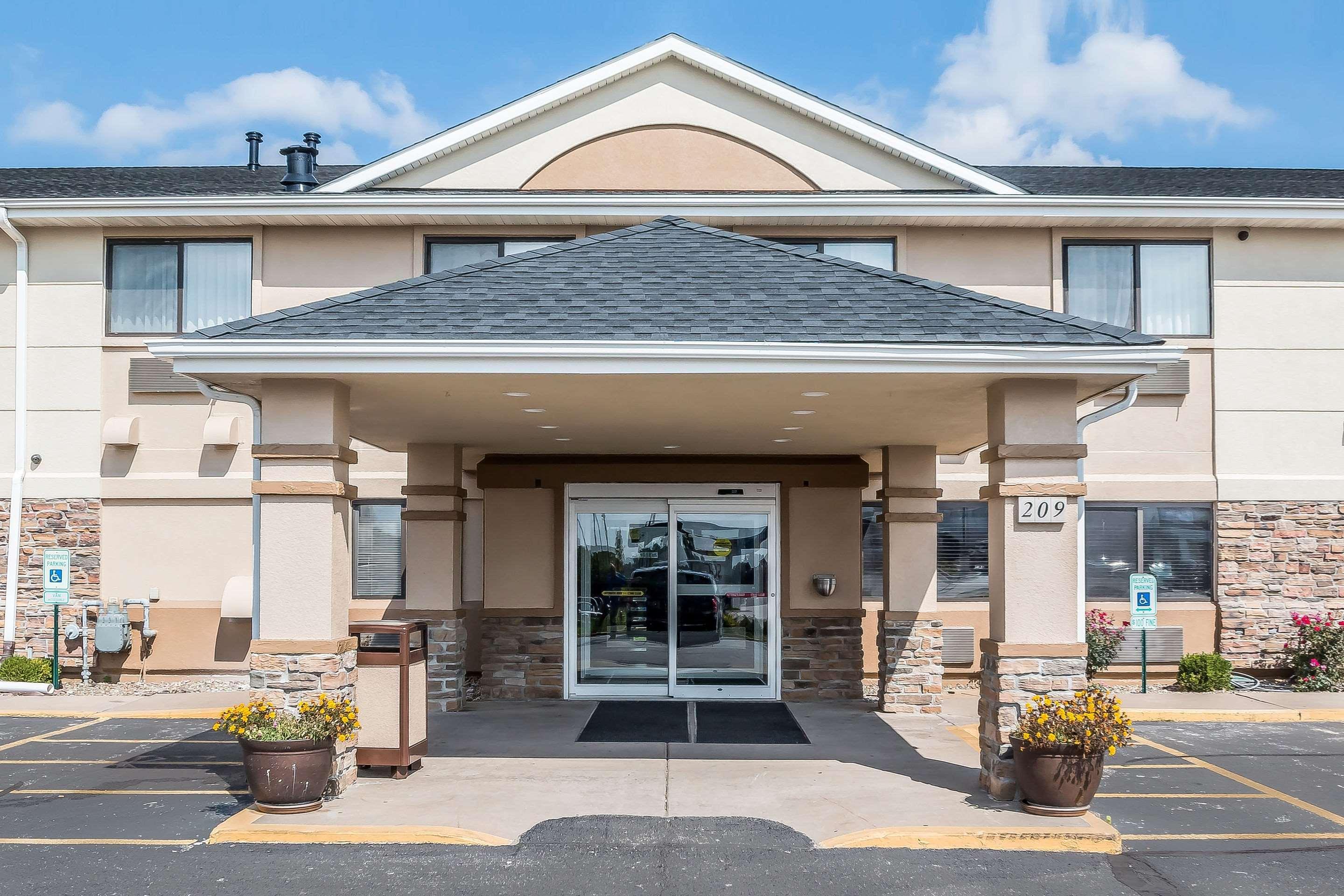 Quality Inn Coralville - Iowa River Landing Exterior foto